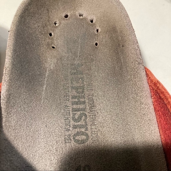 MEPHISTO SZ 40 Helen Leather Toe Wrap  Buckle Comfort Sandals - Picture 2 of 10